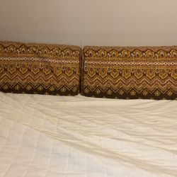 A Good Twin Mattress, With Box Spring, Two Old Antique Style Of Pillows, In Good Conditions ( NO SHIPPING) All For $40