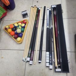 Billiard pool balls cue