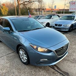 2016 MAZDA 3 I SPORT

CLEAN CARFAX!
CLEAN TITLE!

Just inspected 1/25 , serviced and detailed! Ready for new home!

2.0L 4 cylinders engine and automa