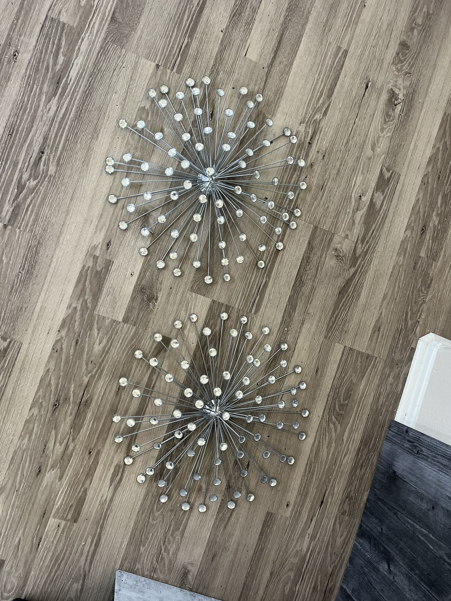 2 Jeweled Star Wall Decor