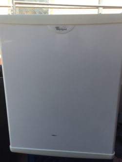 Refrigerator whirlpool
