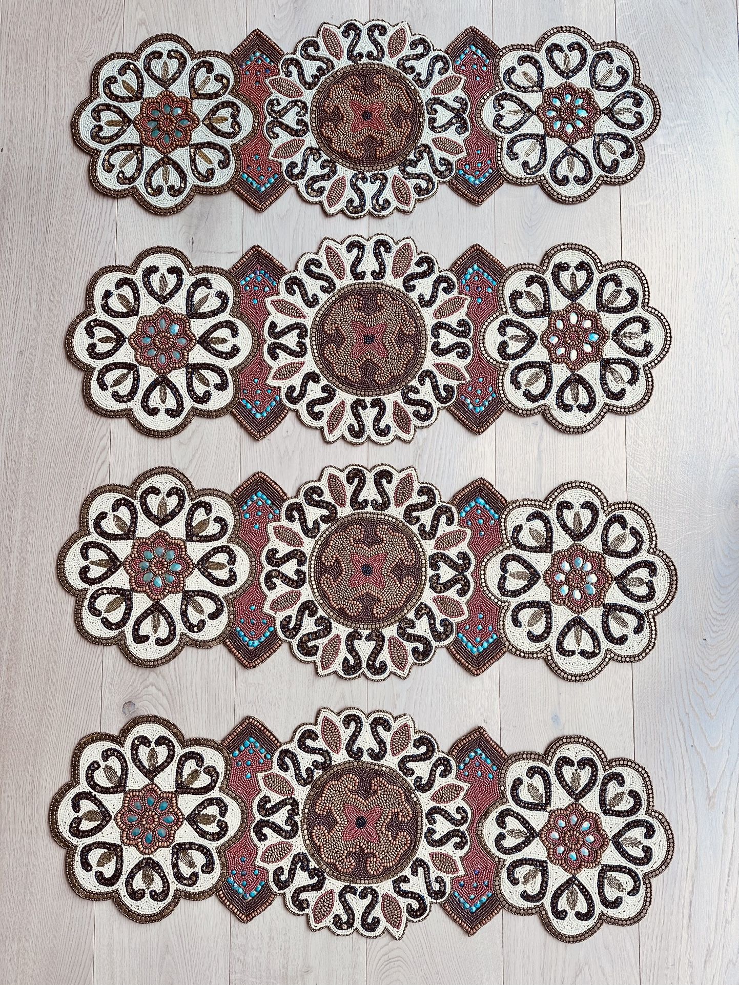 Table Runners Set Of 4