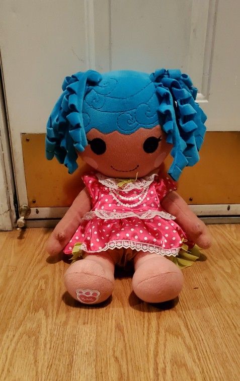 Lalaloopsy  Plush Doll..Name Is BAB..BORN 12/21..NEEDS NEW BATTERY  TO TALK..GOOD CONDITION!