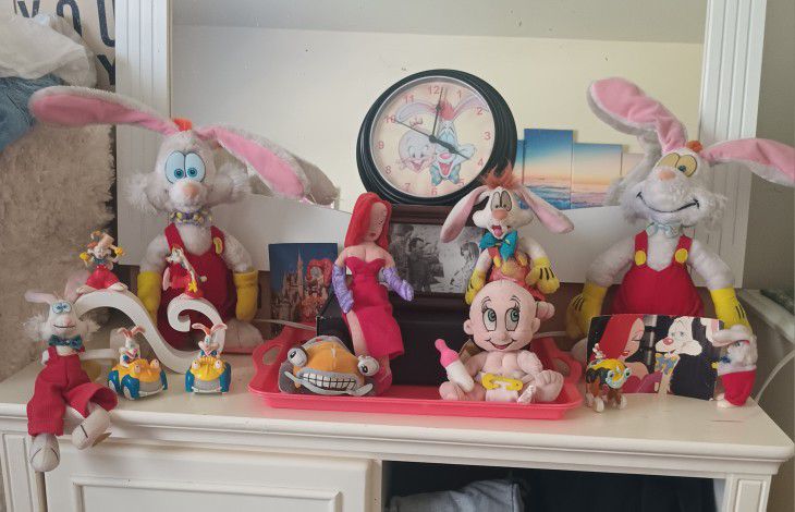 Large Lot Of Vintage Roger Rabbit Memorabilia 80s