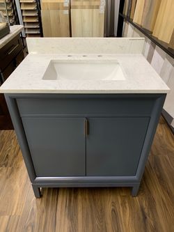 Jeffrey Alexander 30” Freestanding Vanity