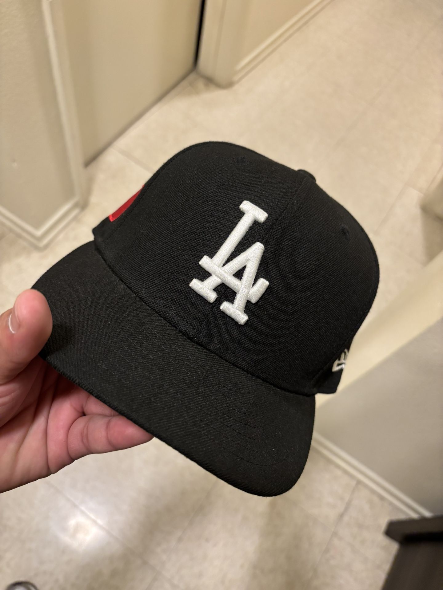 Fitted Hat LA