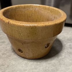 Gardening. Set Of 3 Planter Pots $35