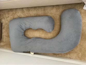 Pregnancy pillow