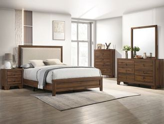 4 Pc Queen Bedroom Set
