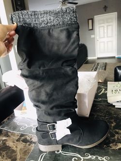 Brand new, Flat boots, Black, Size 9 $20 fcfs