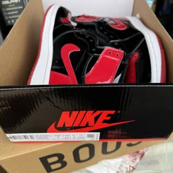 Nike Jorden High Black Red Size 7