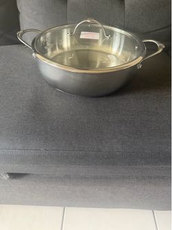 Hermosa cazuela de 5 Cuartos