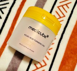 Medicube Kojic Acid Tumeric Pads