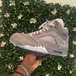 Jordan Retro “5 Wolf Gray” 