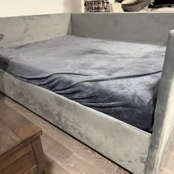 Daybed Frame And Mattress Full Size