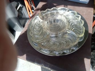 Serving dish
