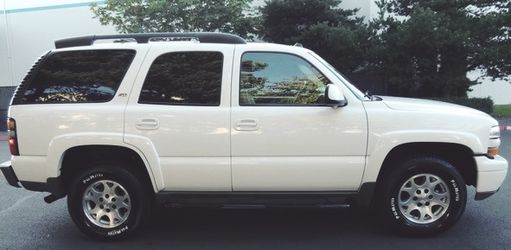 20/05 Chevrolet Tahoe Heated and Cooled