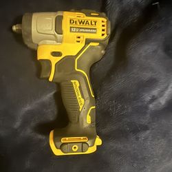 DEWALT XTREME 12-volt Max Variable Speed Brushless 3/8-in Drive Cordless Impact Wrench