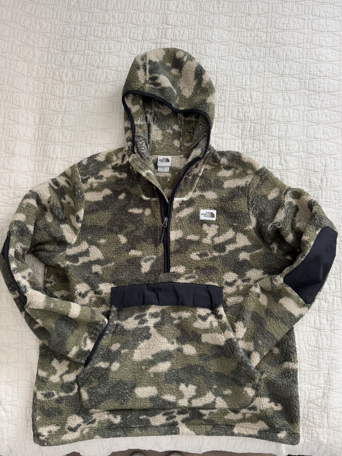 Men’s North Face Jacket