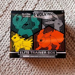 Pokemon Evolving Skies Elite Trainer Box ETB