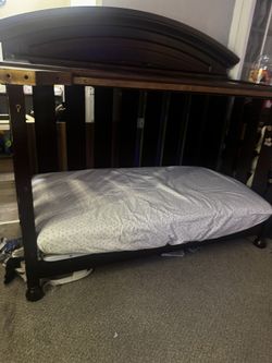 Baby Crib With Mattress.
