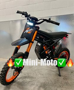 Mini eMoto GT54 Electric E-Dirt Bike, 37MPH, 2400W Motor, Pegs, 16/14 Staggered Tire. Real Dirt Bike Off Road Tires