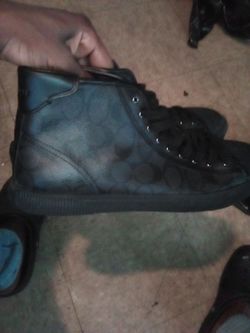 Coach,black,size 9