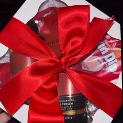 Valentine’s Day Gift Set