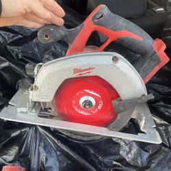 Milwaukee 6 1/2 In Circular Saw 