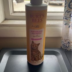 Burt’s Bees Cat Waterless Shampoo 10oz