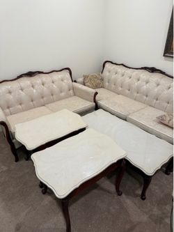 Living Room Set – Sofa, Loveseat & 3 Matching Tables