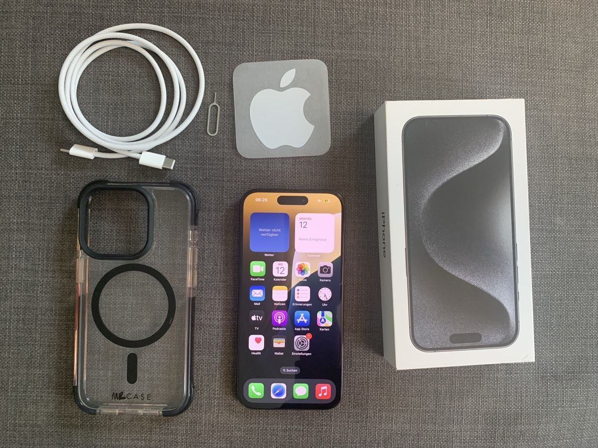 iPhone 15 Pro 1 TB Black Titanium, mint condition!