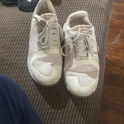 Women’s Reebok Tennis Shoes Size 8