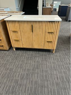 48” Bathroom vanity in wood color