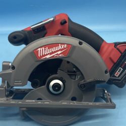 Milwaukee Skill Saw 