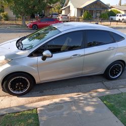 2013 Ford Fiesta