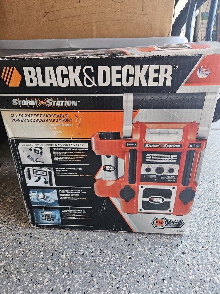 Black & Decker Storm Station