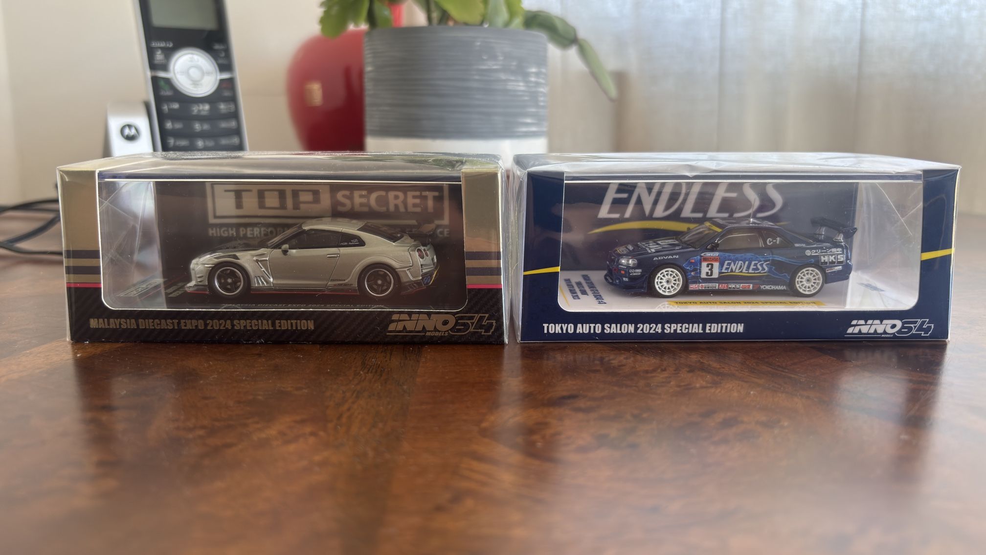 1/64 Inno64 Nissan Die Cast Special Edition