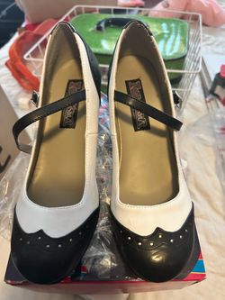 Womens FUNTASMA~Black White HEELS
