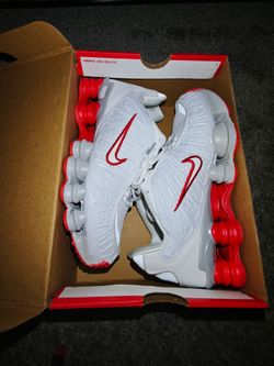 Nike shox men's 8 , 8.5