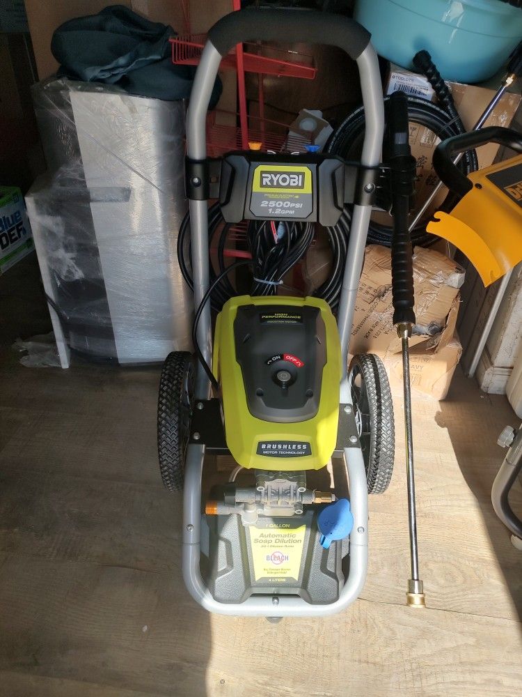 New Ryobi 2500psi High Performance Cold Water Electric Pressure Washer