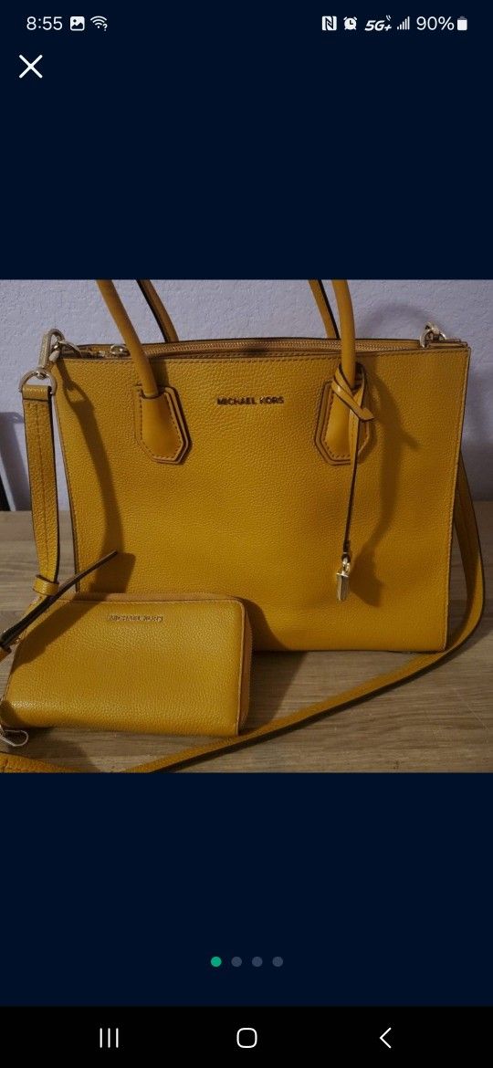 Michael Kors Purse