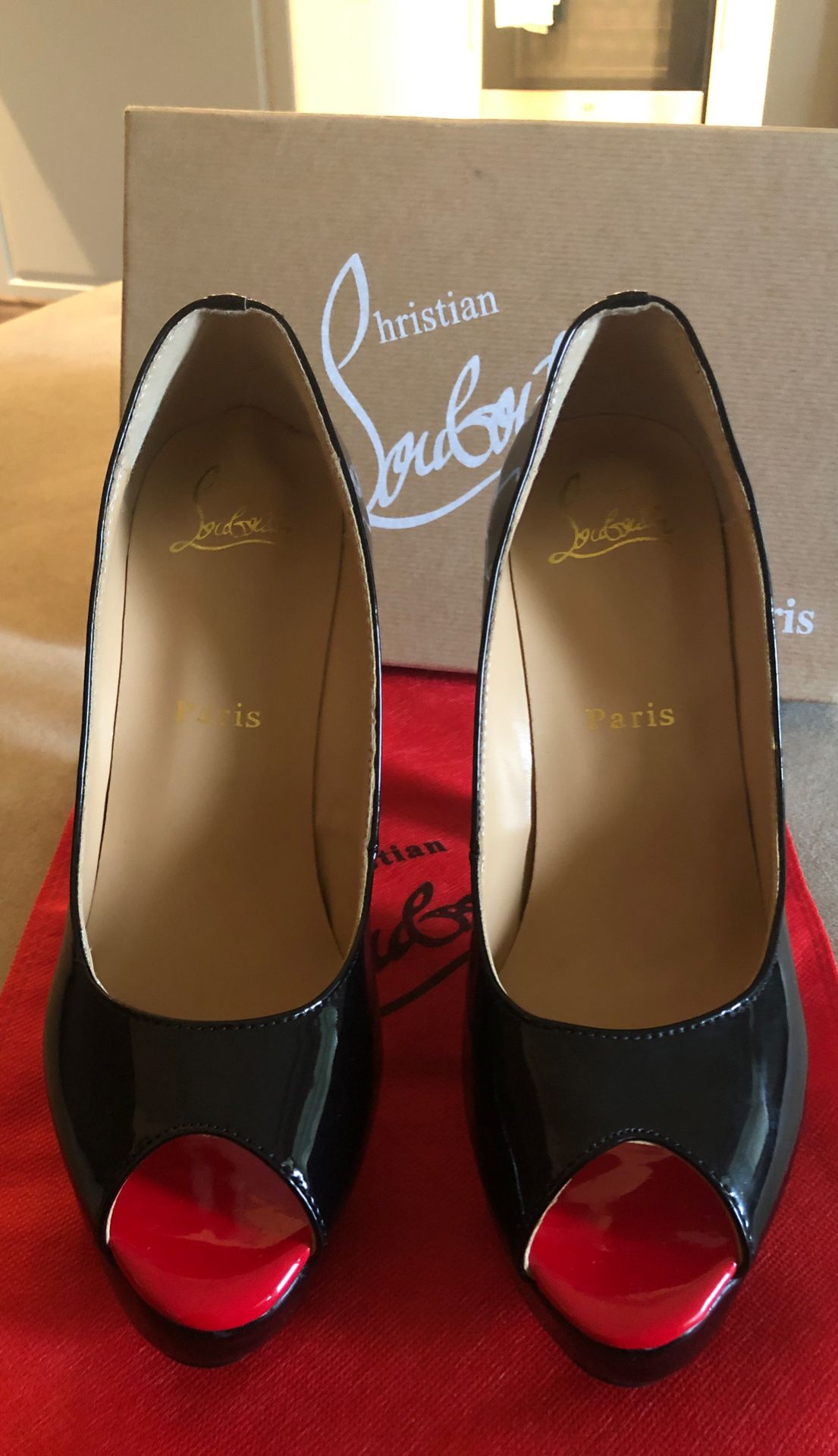 Christian Louboutin - size 41 Never Worn