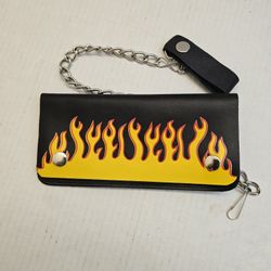 Made in USA Leather Men’s Flames Trifold Wallet w/ Removable Chain – Top Grain Biker Motorcycle Trucker Wallet