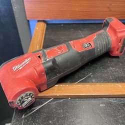 Milwaukee Multi-Tool