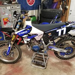 2005 YZ 250