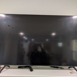 Samsung TV 65 inches UHD