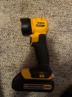 DeWalt 20V Max Cordless LED Work Light
