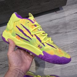 Melos sz 12 PREOWNED 