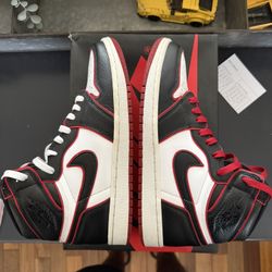 Jordan 1 “Bloodlines” Size 10